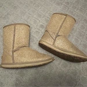 Emu boots
